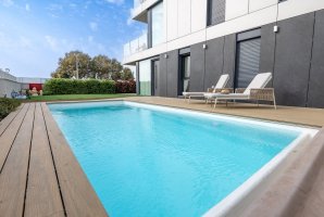 מיקונוס על הים