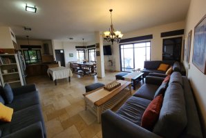 וילה מגדל 54