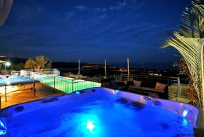 וילה מגדל 35