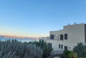 וילה מגדל 79