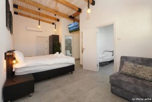 אחוזת שושנים בוטיק 20