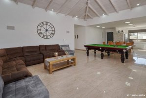 אחוזת שושנים בוטיק 35