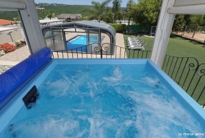 אחוזת שושנים בוטיק 24