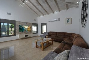 אחוזת שושנים בוטיק 21