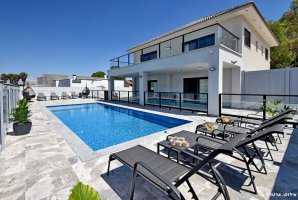 וילה מאסאי 19