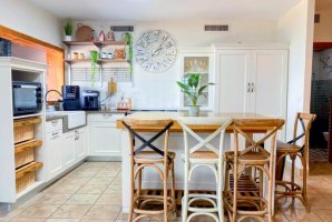 אחוזת רוורי 9