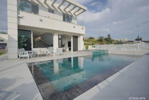 וילה סטארלייט 54