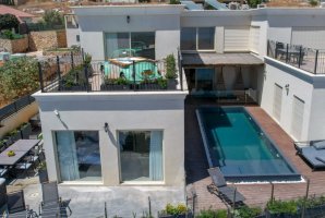 וילה רום פרימיום 7