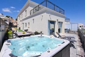 וילה רום פרימיום 14