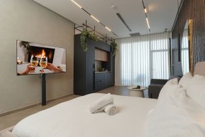 Suite Of Dreams 20