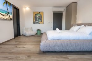 וילה אלפא 10