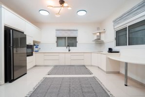 רון וילאג בוטיק 6