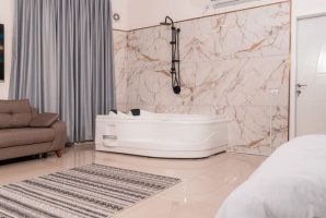 רון וילאג בוטיק 21