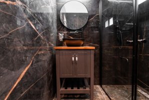 רון וילאג בוטיק 46