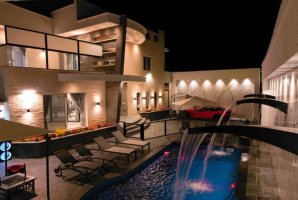 רון וילאג בוטיק 11