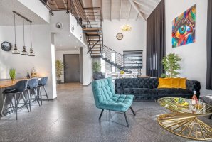 אחוזת לונר 1