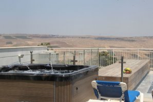 וילה לבנה יבנאל 13