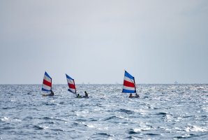 מיקונוס על הים 24