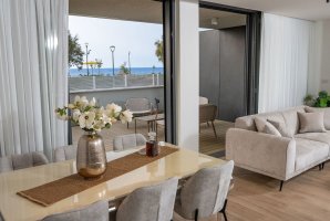 מיקונוס על הים 11