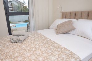 מיקונוס על הים 19