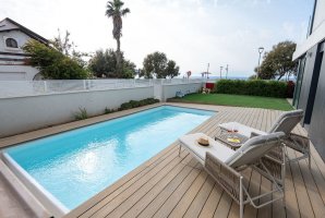 מיקונוס על הים