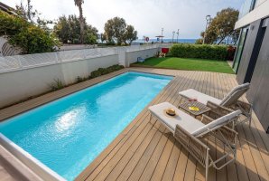 מיקונוס על הים 13