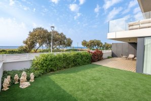 מיקונוס על הים 14