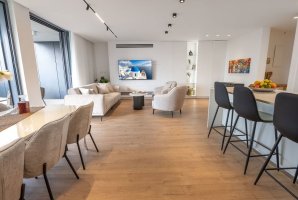 מיקונוס על הים 4