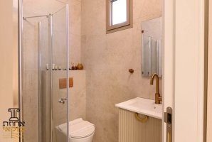 אחוזת טוקאי 52