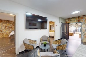 אחוזת האלונים 27