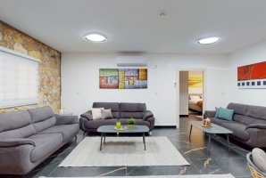 אחוזת האלונים 4