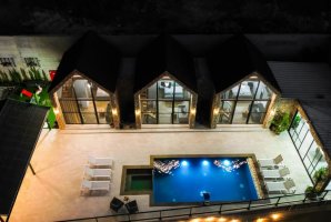 אחוזת מוריאנה 13