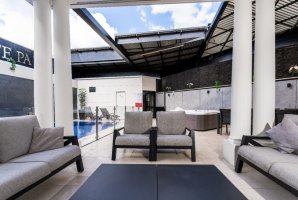 וויט פאלאס 22