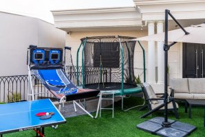 וויט פאלאס 4