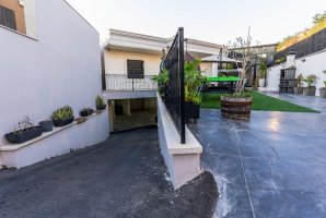 וויט פאלאס 34