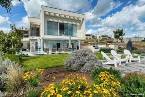 סאן ריזורט 12